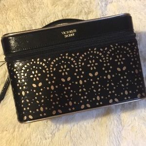 NWT Victoria’s Secret Bag 💗